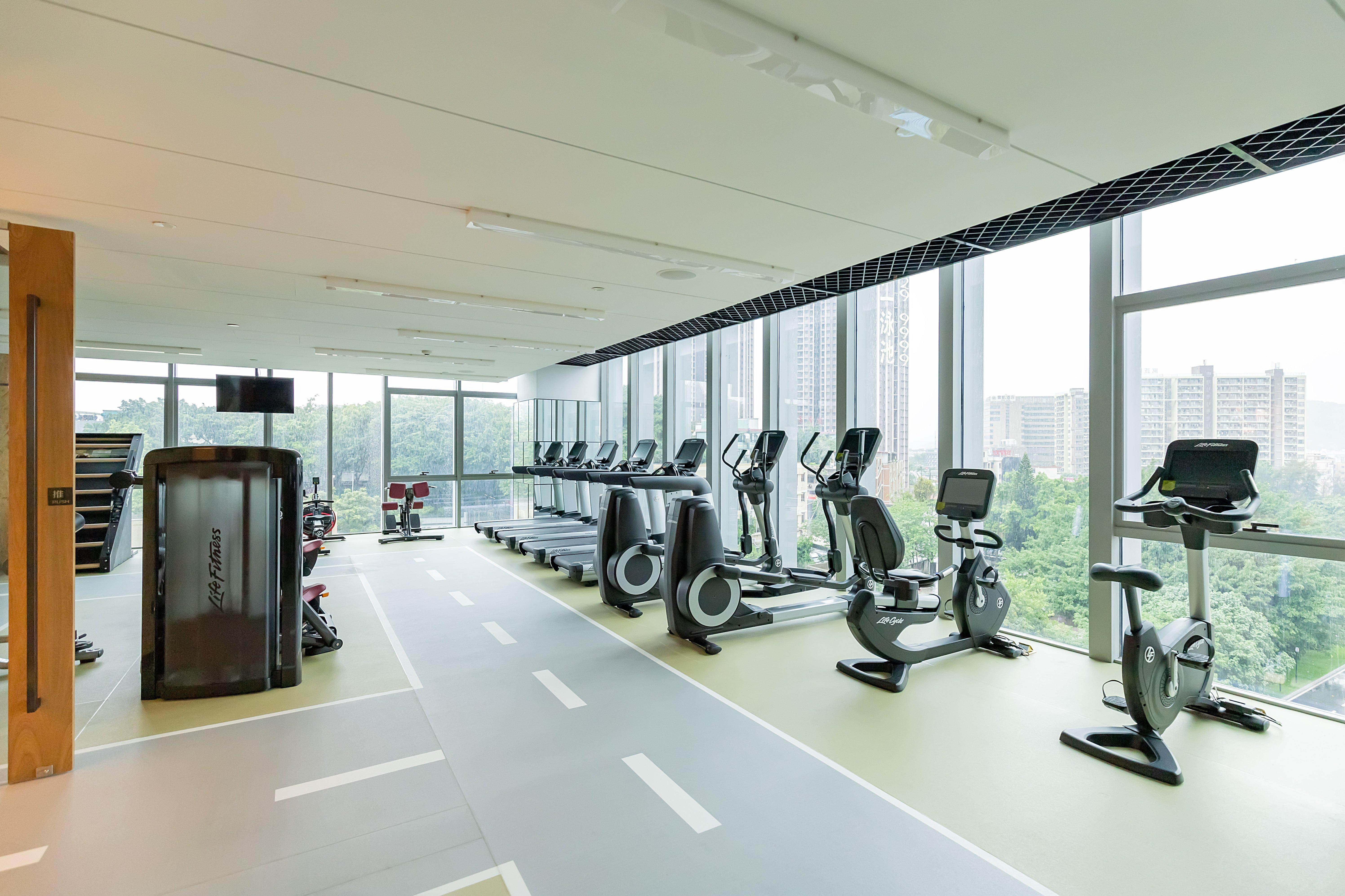 Holiday Inn Guangzhou South Lake Hotel - Ideal For Business & Leisure Eksteriør bilde