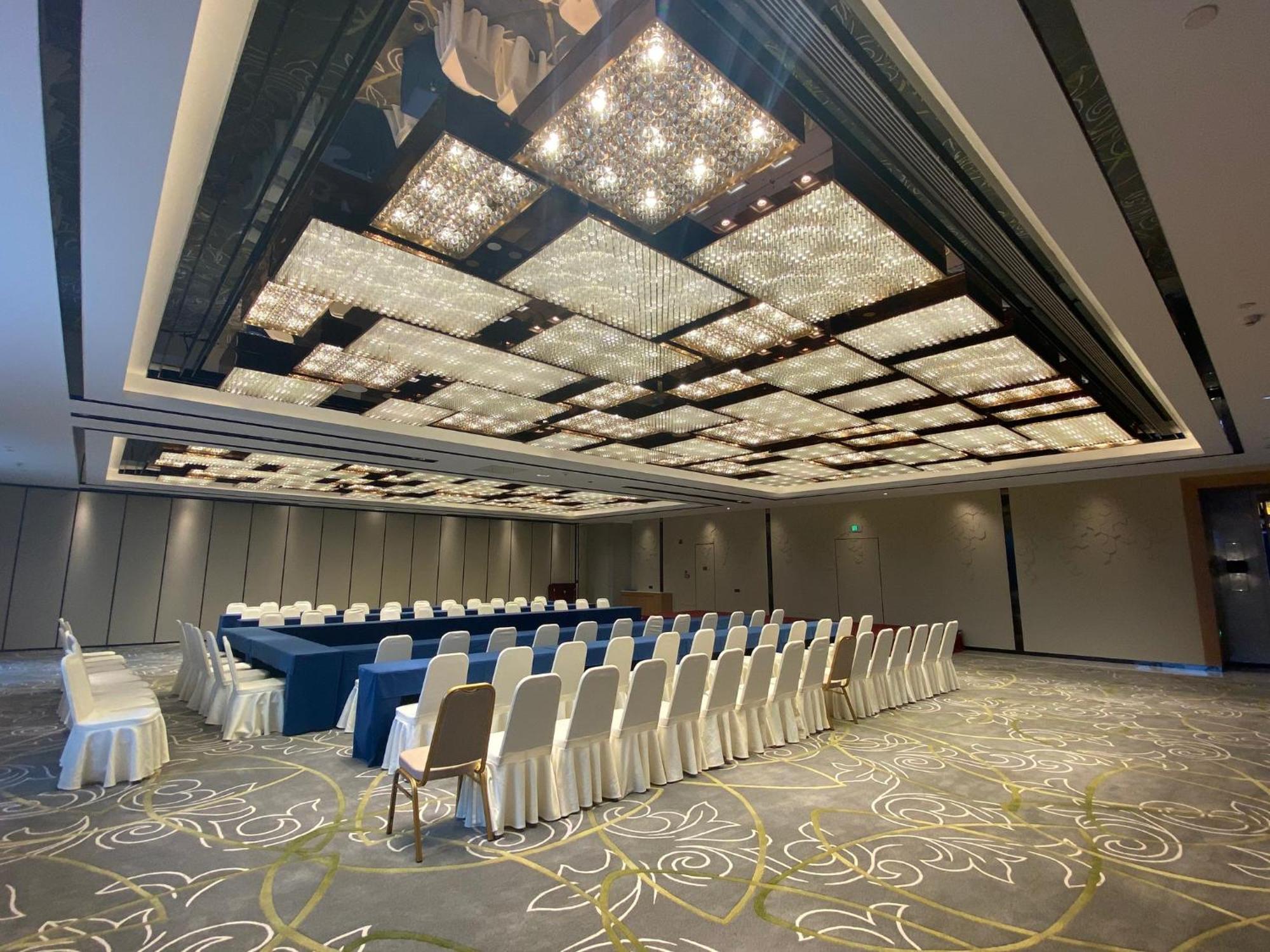 Holiday Inn Guangzhou South Lake Hotel - Ideal For Business & Leisure Eksteriør bilde