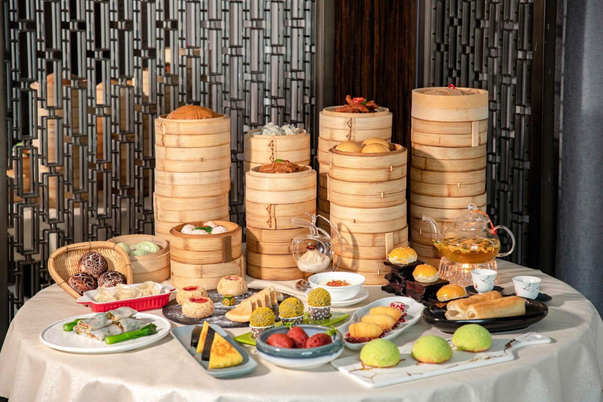 Holiday Inn Guangzhou South Lake Hotel - Ideal For Business & Leisure Eksteriør bilde