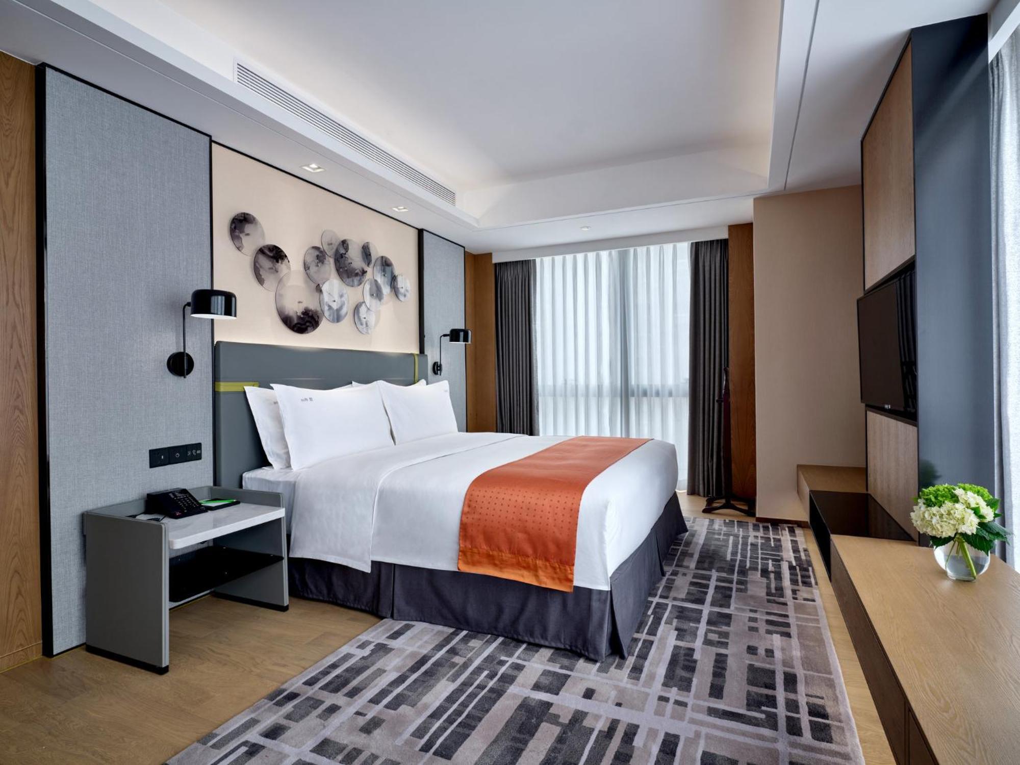 Holiday Inn Guangzhou South Lake Hotel - Ideal For Business & Leisure Eksteriør bilde